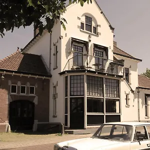 https://het-spoorhuis-uithoorn.ihotelsrotterdam.com